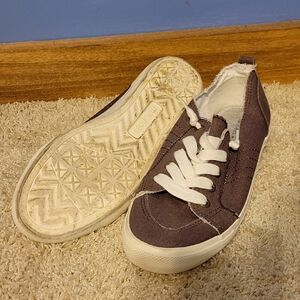 Maurices Betsy Sneaker